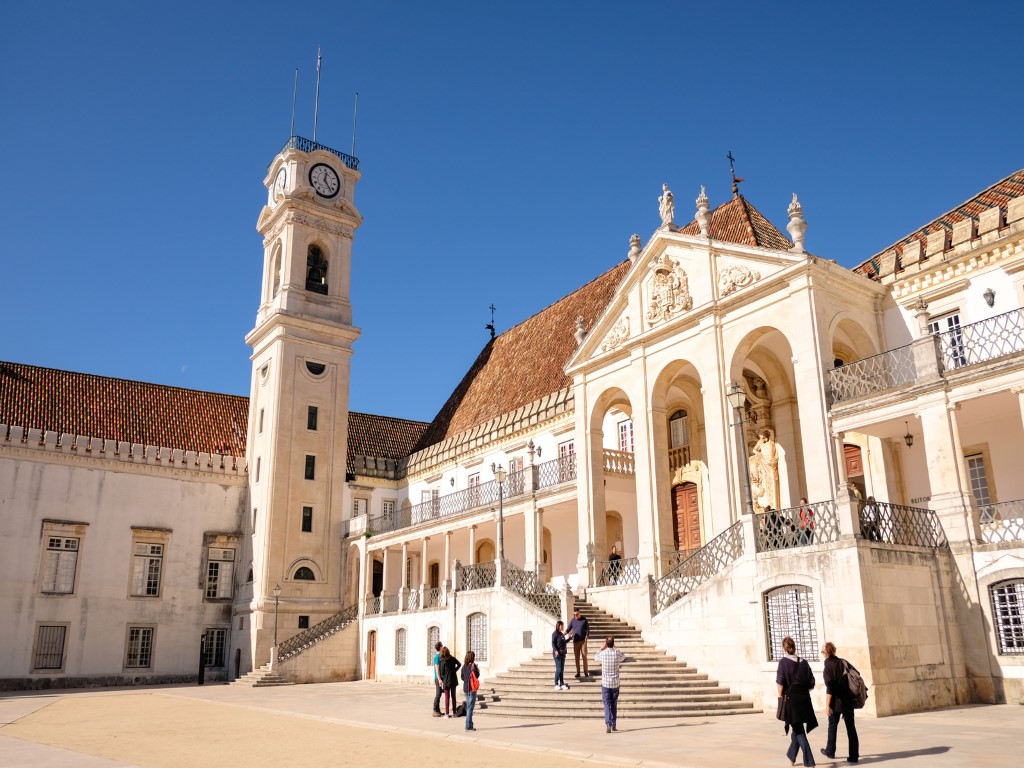 Coimbra home prices below national average