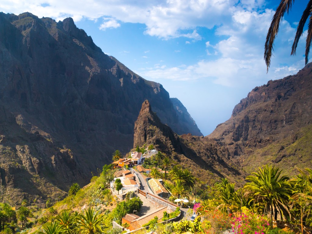 Tenerife, the ideal destination to escape the cold