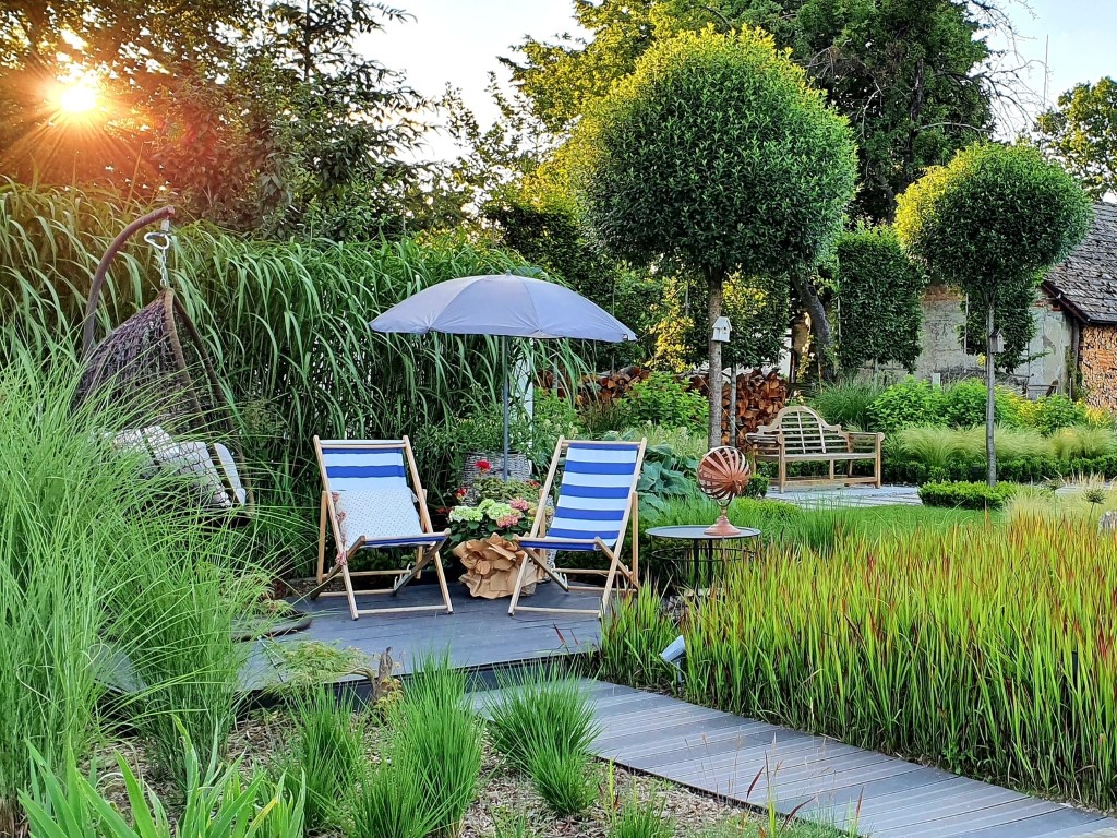 Outdoor renovations: transform your space