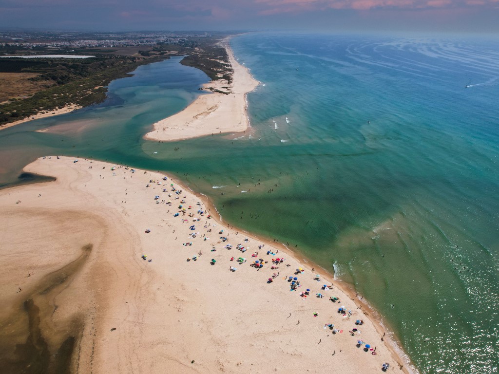 Buying a home in the Algarve is increasingly difficult