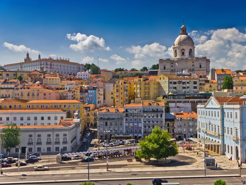 Lisbon opens affordable rent scheme for over-60s