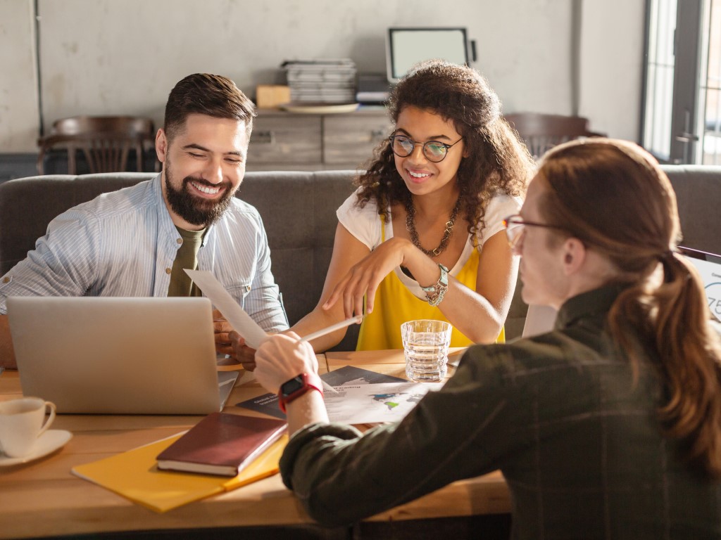 Unemployment falls 8.7% and fewer people registered with IEFP
