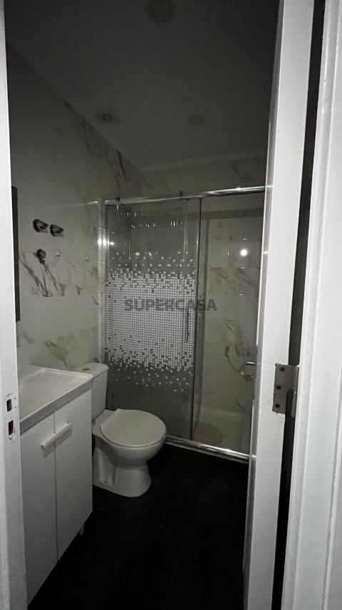 Apartamento T1+1 R/C com Logradouro e Churrasqueira
