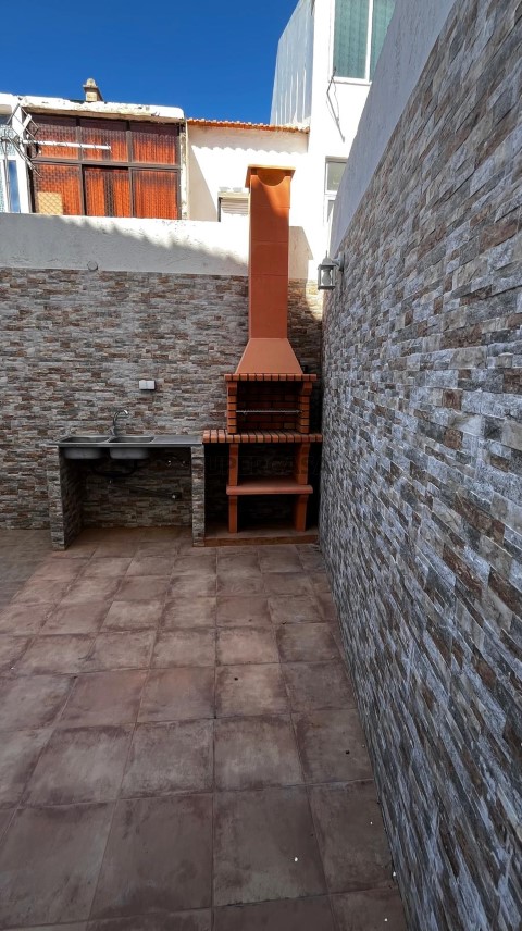 Apartamento T1+1 R/C com Logradouro e Churrasqueira