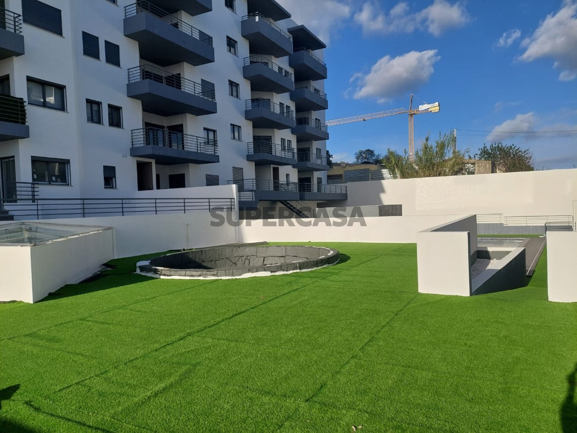 Nova construção à venda na Rua Azinhaga da Patinha