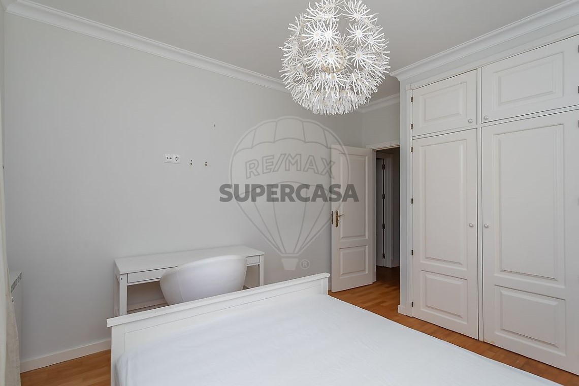 Appartement 4 kamers voor huren Op S.Maria e S.Miguel, S.Martinho, S.Pedro Penaferrim