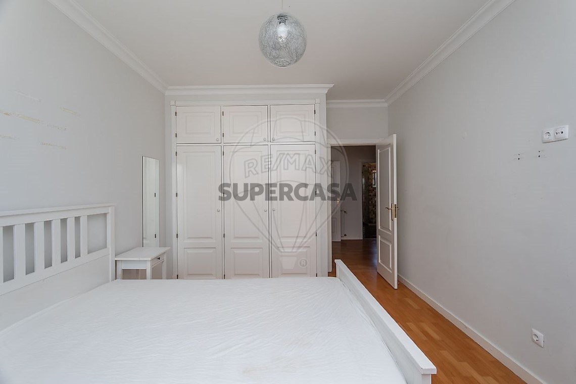 Appartement 4 kamers voor huren Op S.Maria e S.Miguel, S.Martinho, S.Pedro Penaferrim