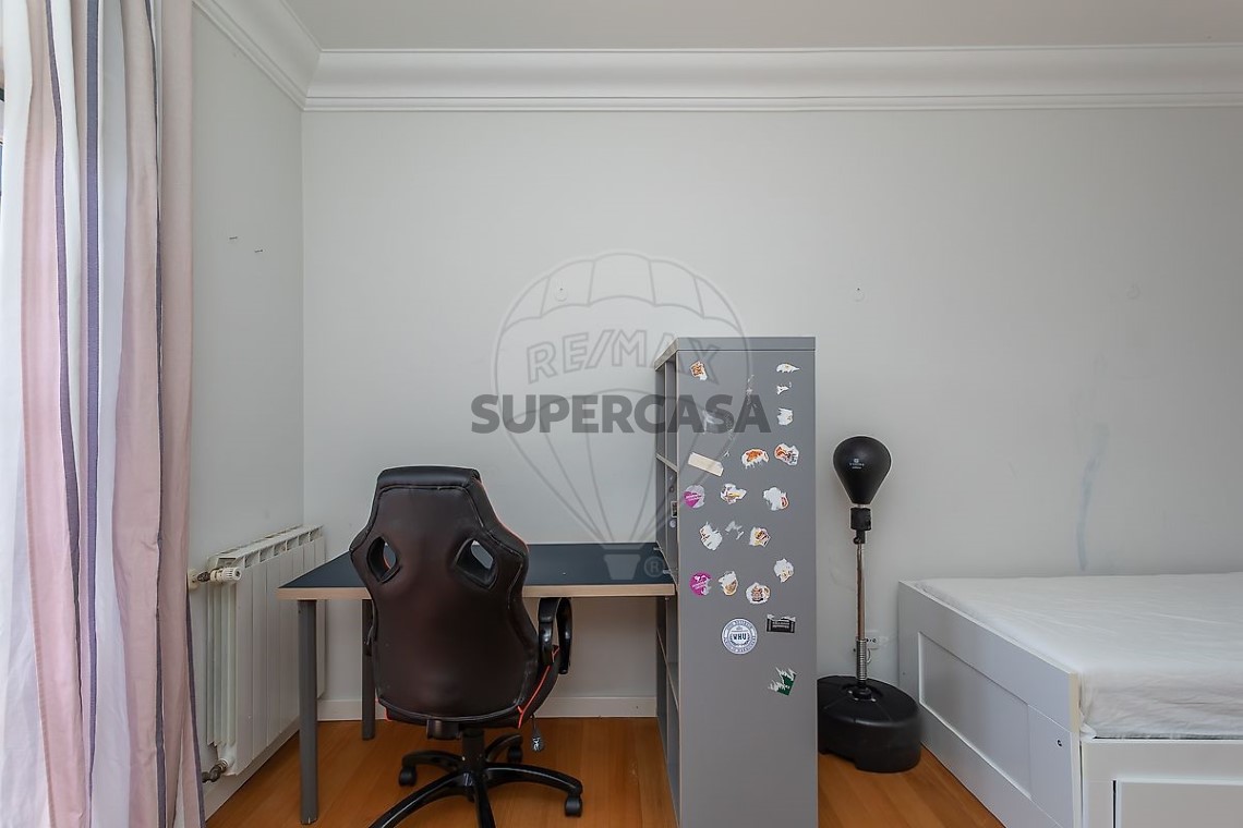 Appartement 4 kamers voor huren Op S.Maria e S.Miguel, S.Martinho, S.Pedro Penaferrim