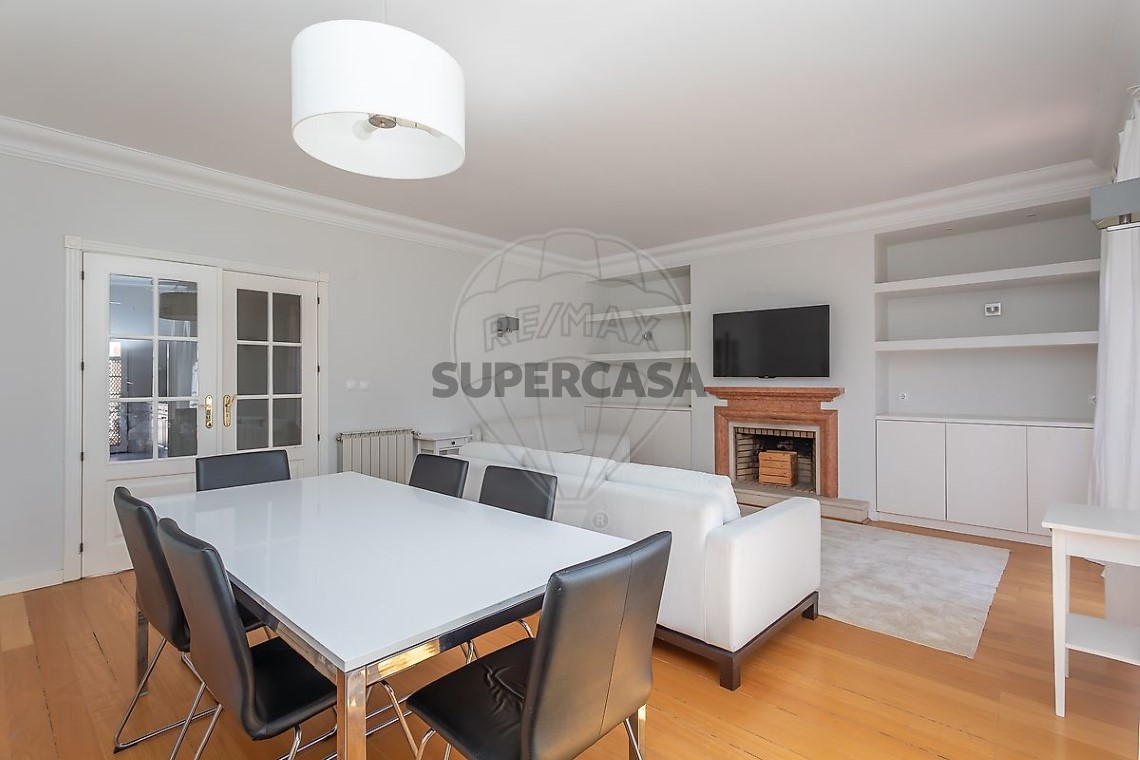 Appartement 4 kamers voor huren Op S.Maria e S.Miguel, S.Martinho, S.Pedro Penaferrim