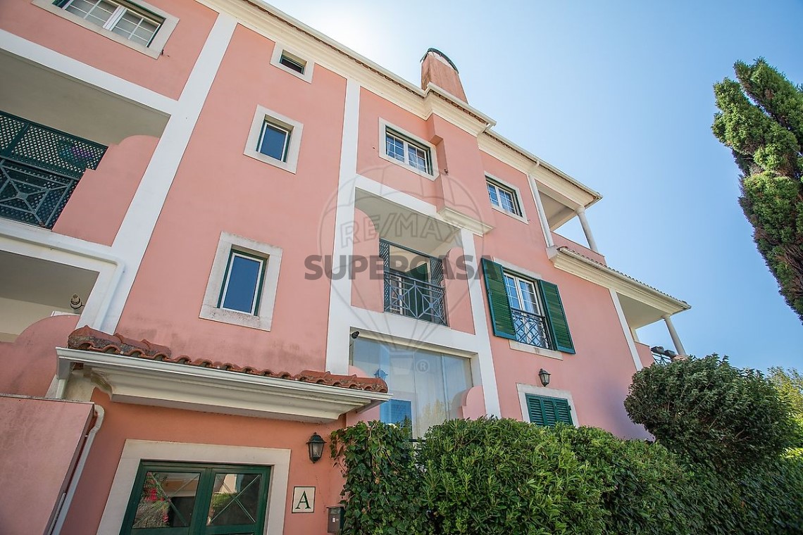 Appartement 4 kamers voor huren Op S.Maria e S.Miguel, S.Martinho, S.Pedro Penaferrim