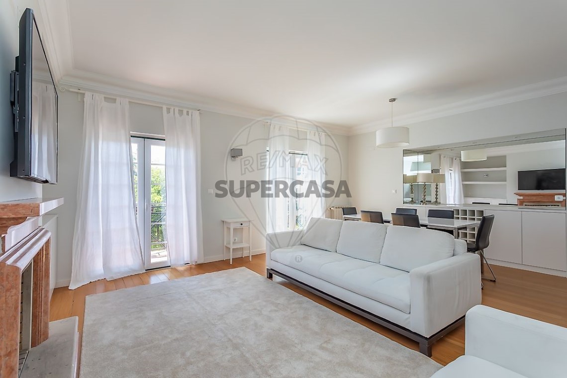 Appartement 4 kamers voor huren Op S.Maria e S.Miguel, S.Martinho, S.Pedro Penaferrim
