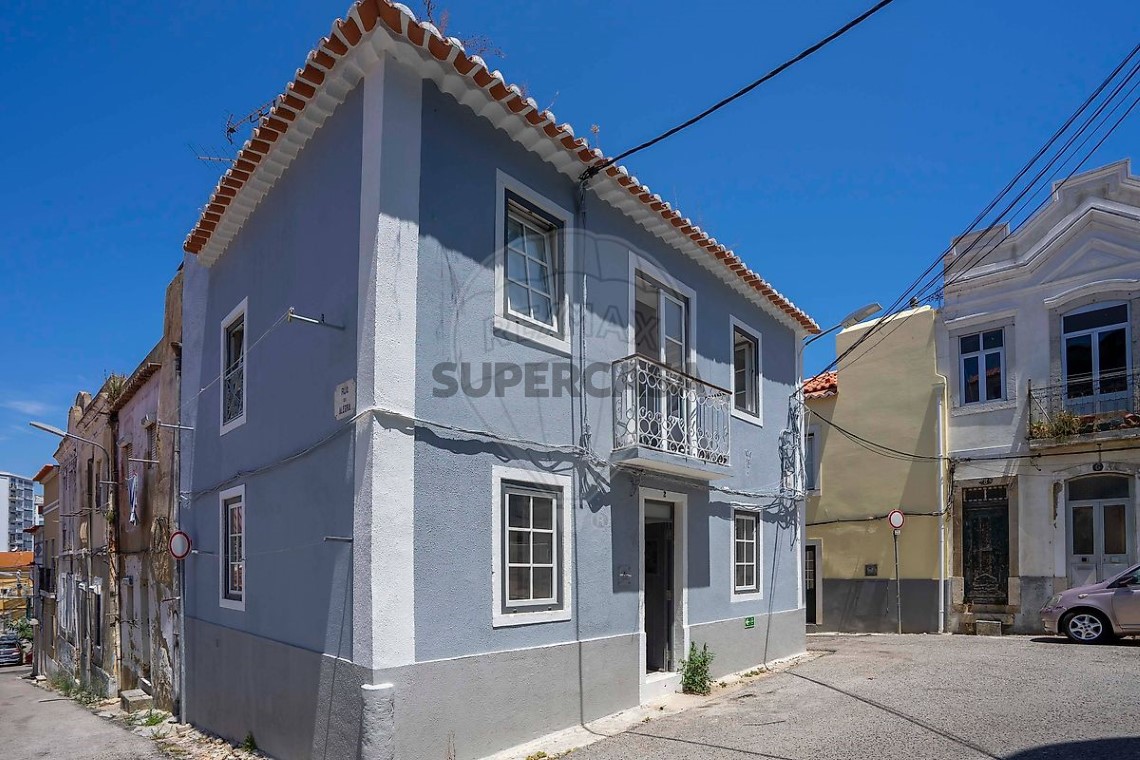 Prédio à venda em São Sebastião