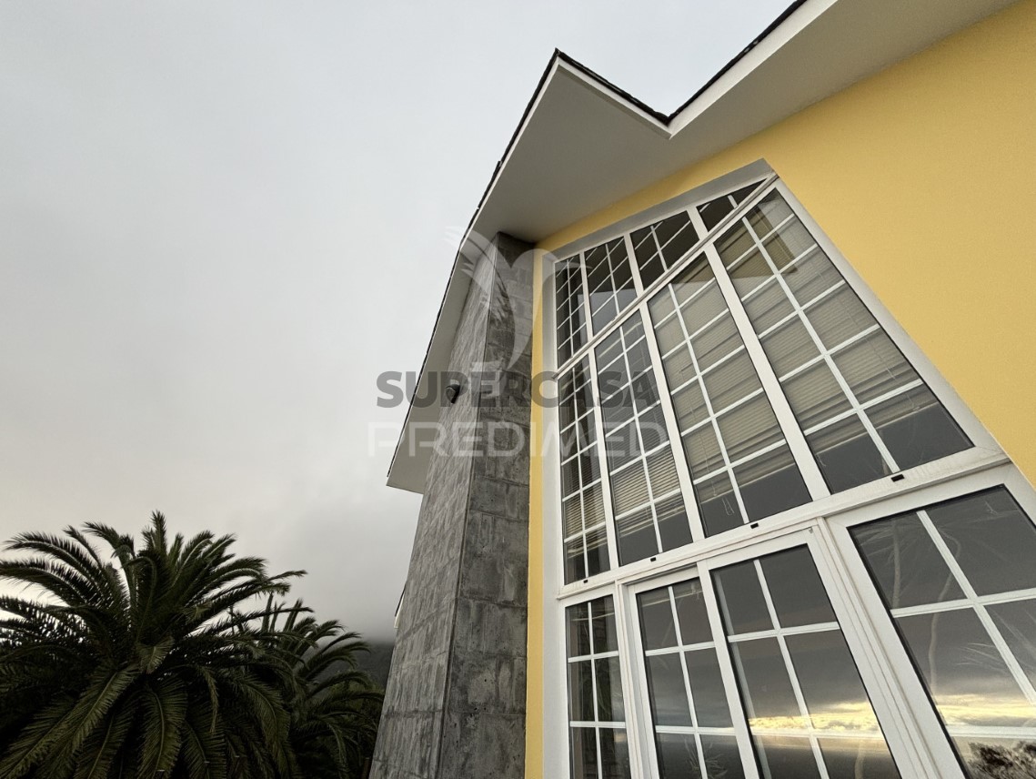 Huis 4 kamers verkoop Op Urzelina (São Mateus)