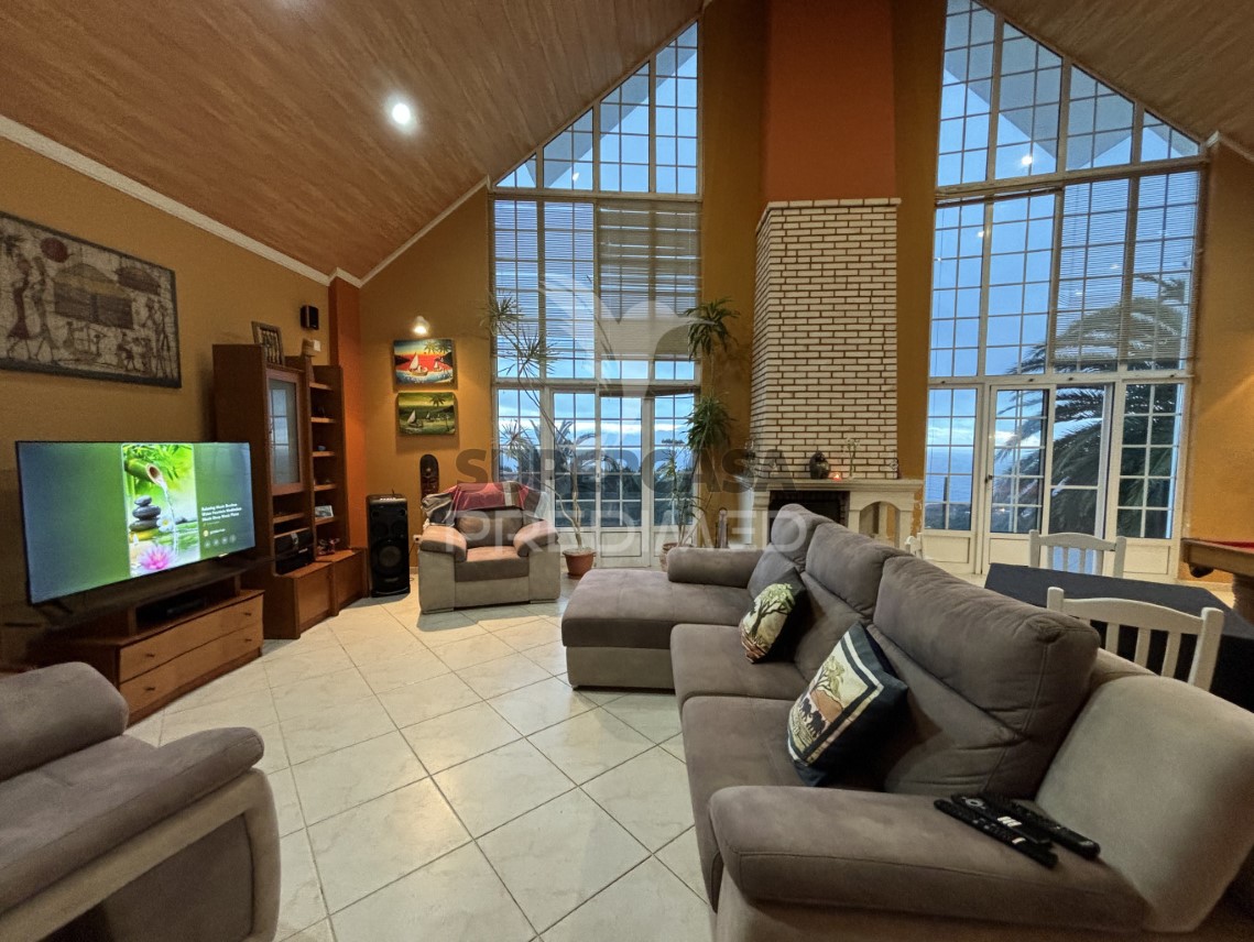 Huis 4 kamers verkoop Op Urzelina (São Mateus)
