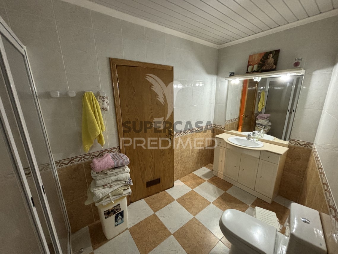 Huis 4 kamers verkoop Op Urzelina (São Mateus)