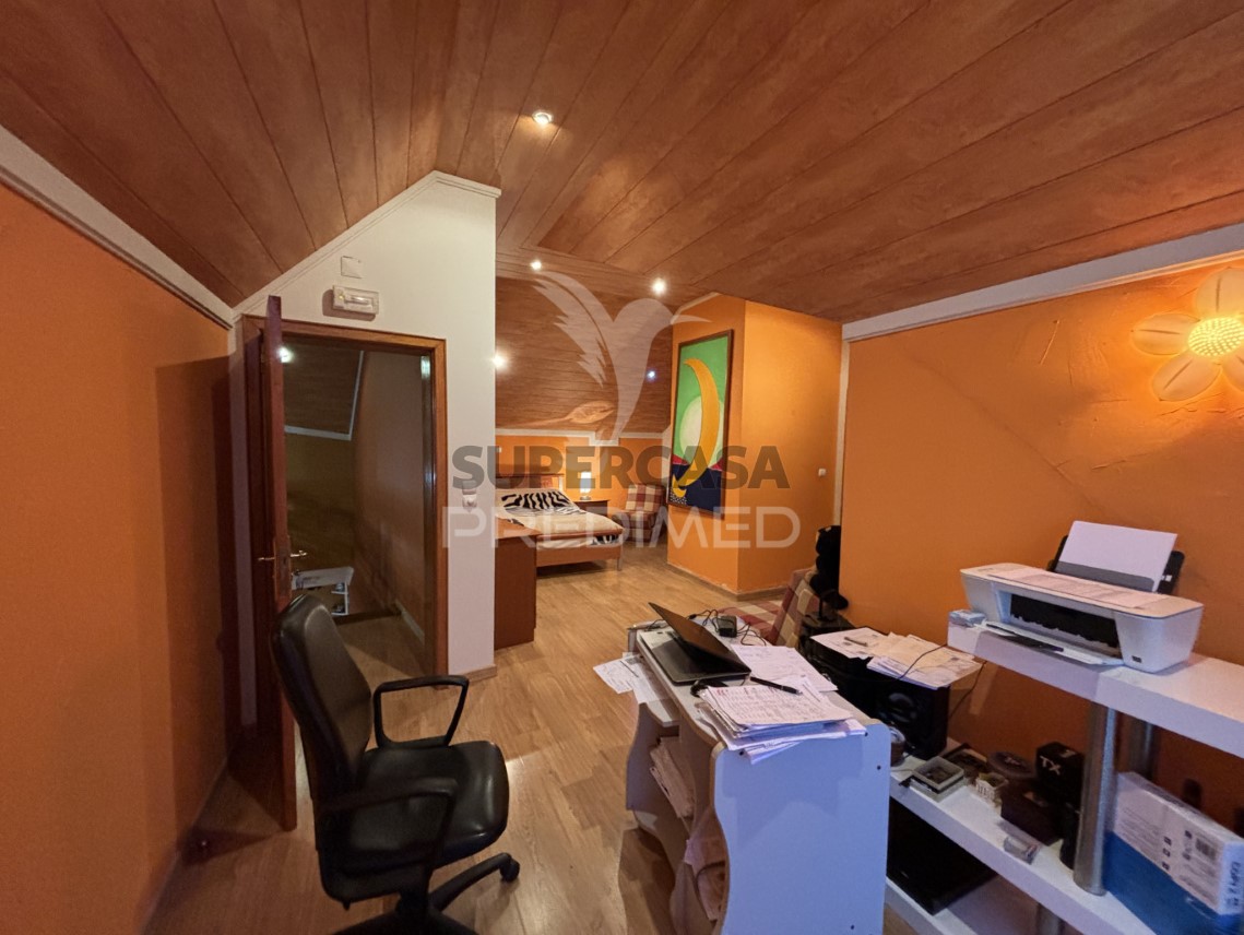 Huis 4 kamers verkoop Op Urzelina (São Mateus)