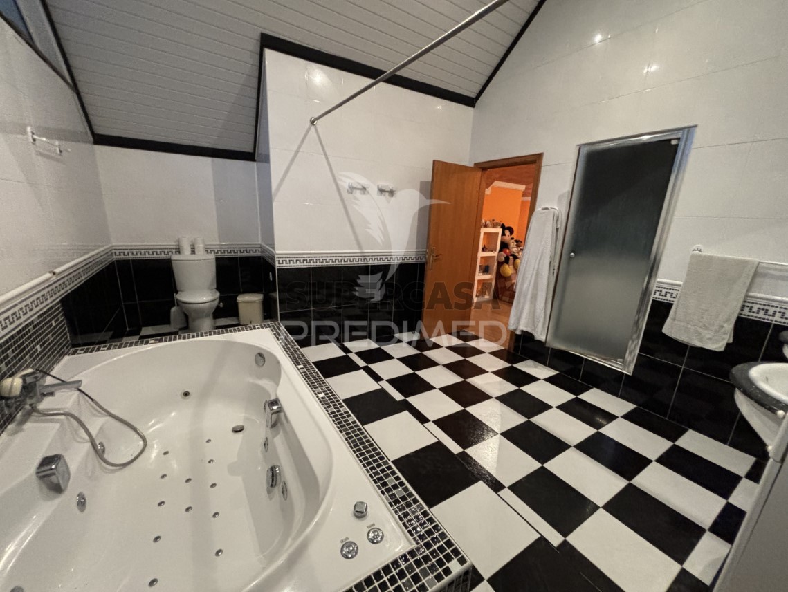 Huis 4 kamers verkoop Op Urzelina (São Mateus)