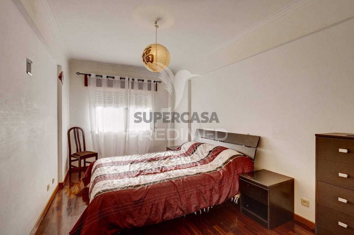 Apartment 2 Zimmer verkaufen auf Massamá e Monte Abraão