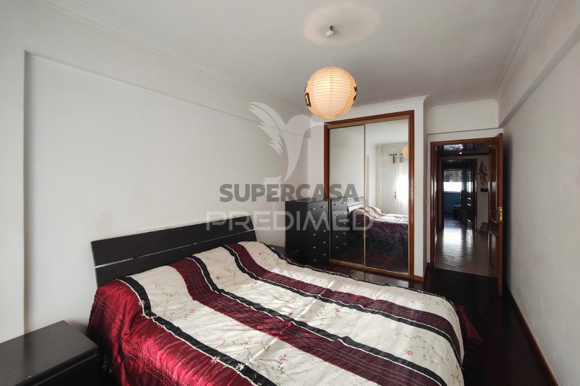 Apartment 2 Zimmer verkaufen auf Massamá e Monte Abraão