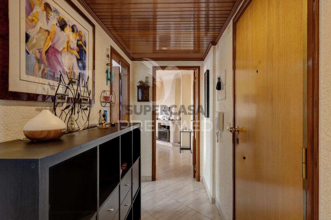 Apartment 2 Zimmer verkaufen auf Massamá e Monte Abraão