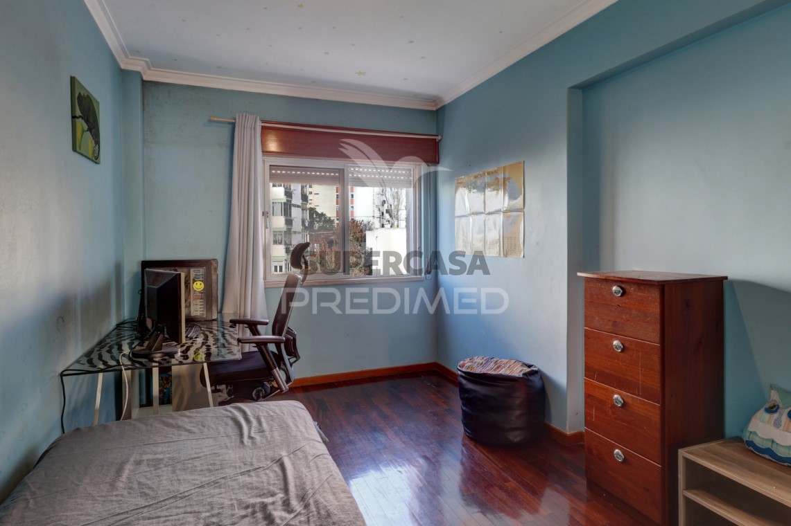 Apartment 2 Zimmer verkaufen auf Massamá e Monte Abraão