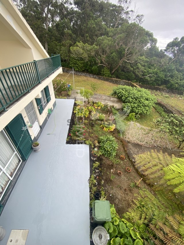 Haus 3 Zimmer verkaufen auf Urzelina (São Mateus)
