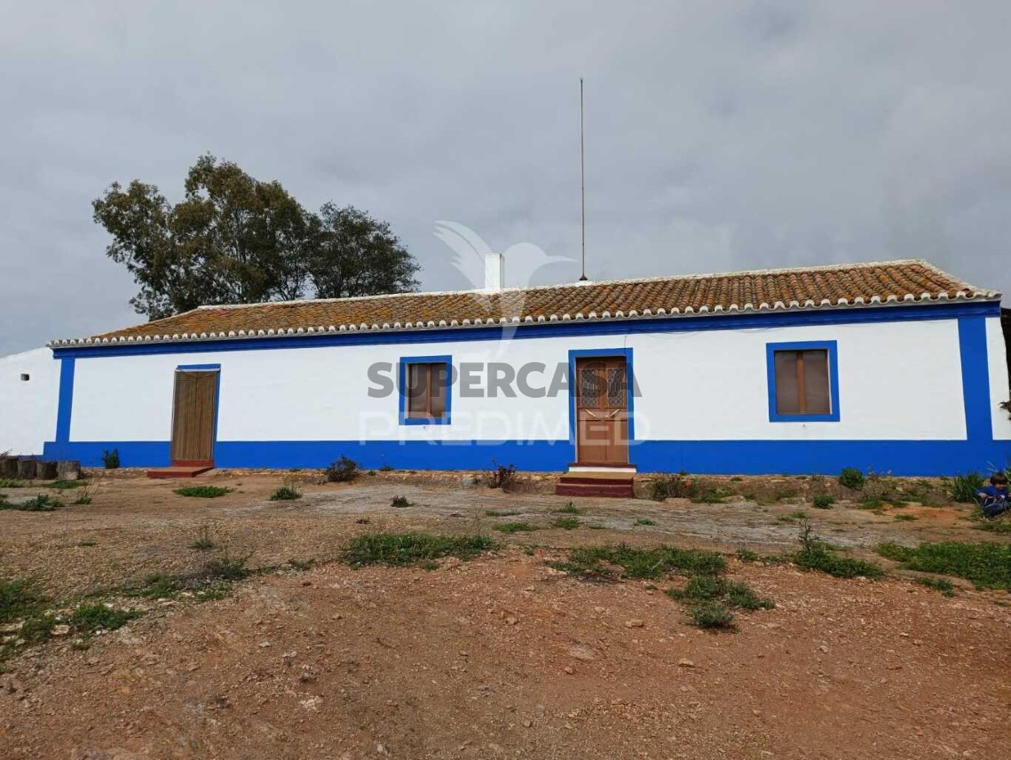 Corps de ferme de l'Alentejo 4 Chambres vendre au Serpa (Salvador e Santa Maria)