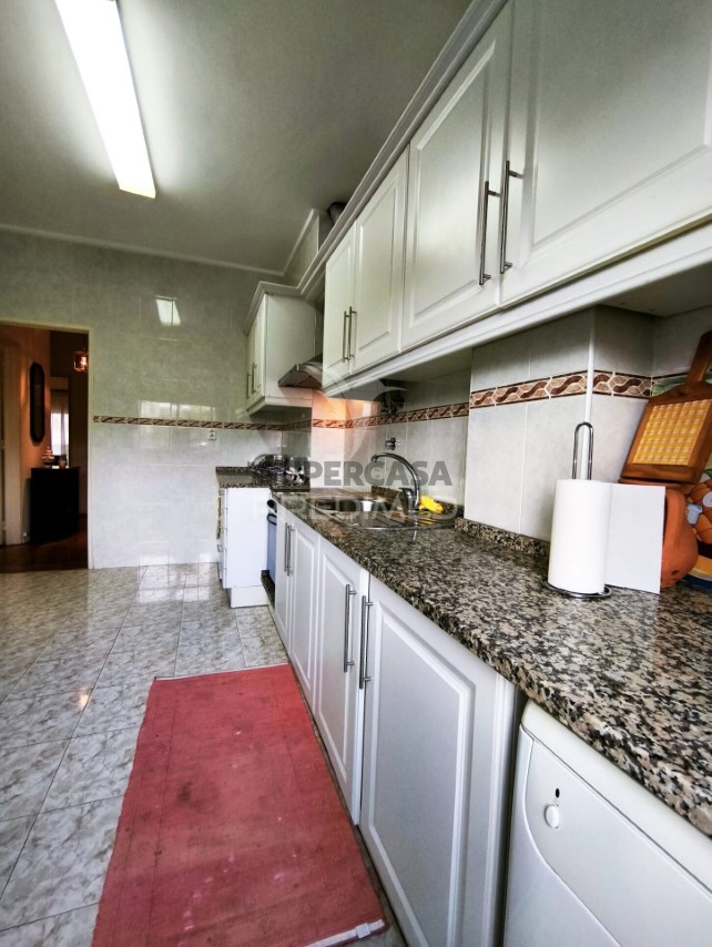 Apartment 2 Zimmer verkaufen auf Águas Livres