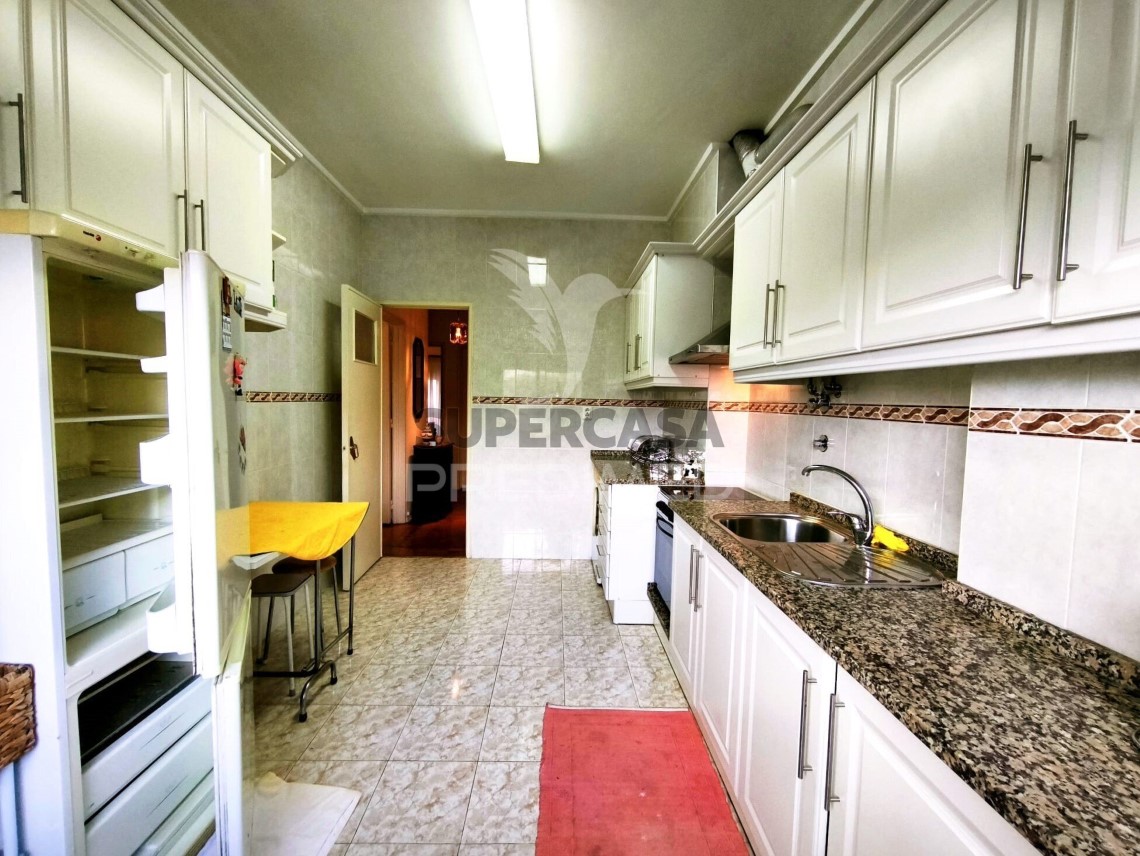 Apartment 2 Zimmer verkaufen auf Águas Livres