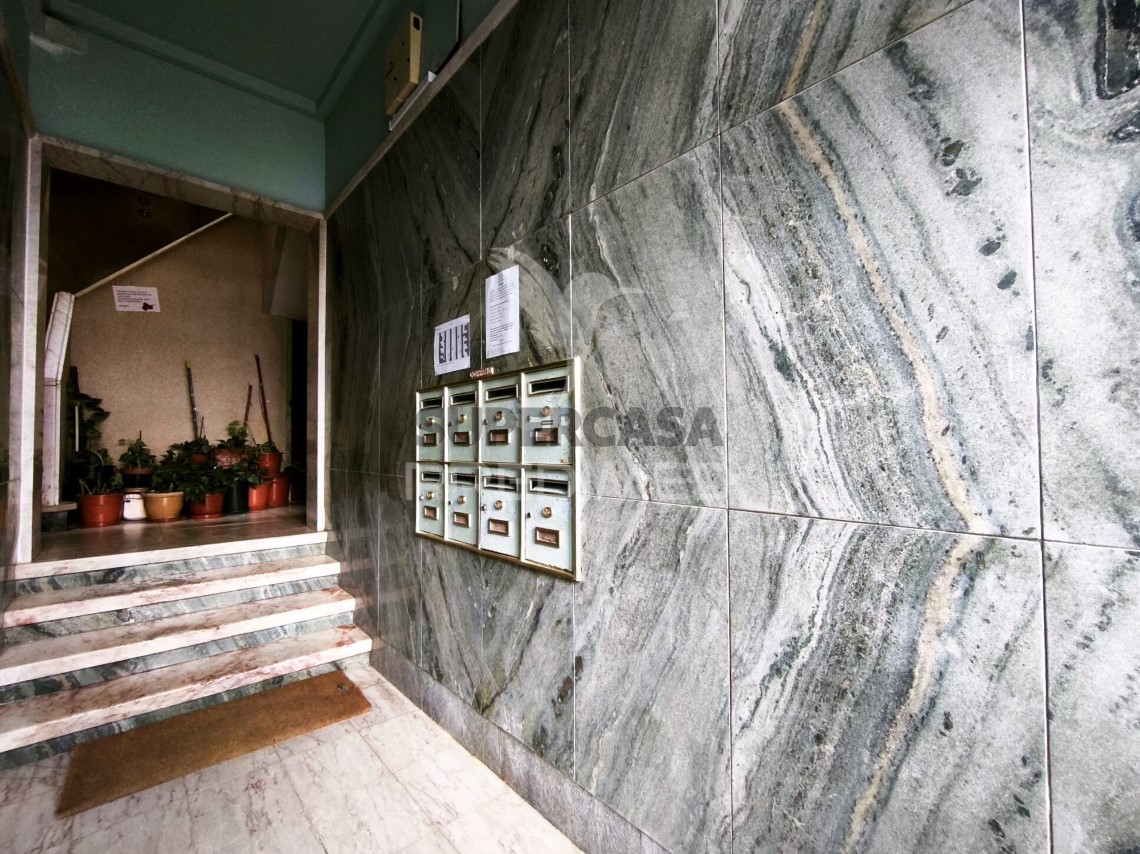 Apartment 2 Zimmer verkaufen auf Águas Livres