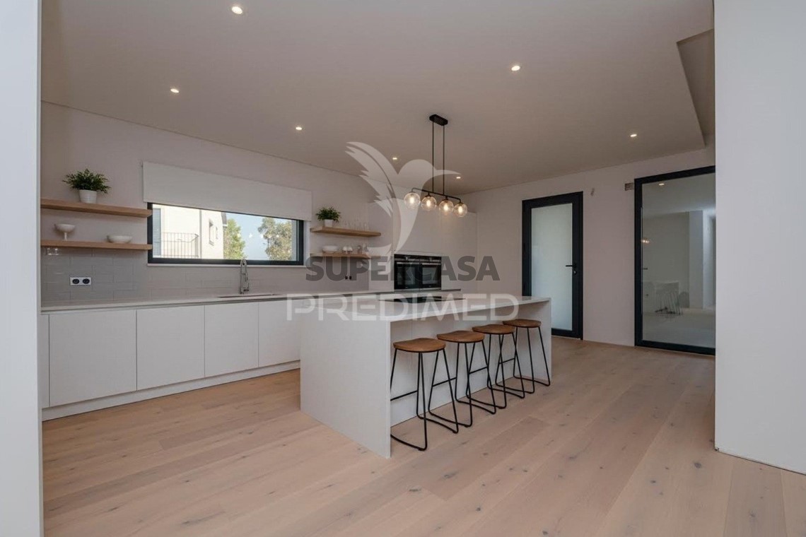 Huis 3 kamers verkoop Op Lago