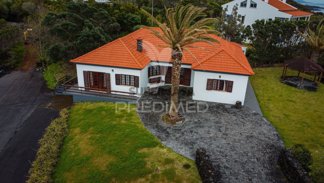Huis 3 kamers verkoop Op Urzelina (São Mateus)