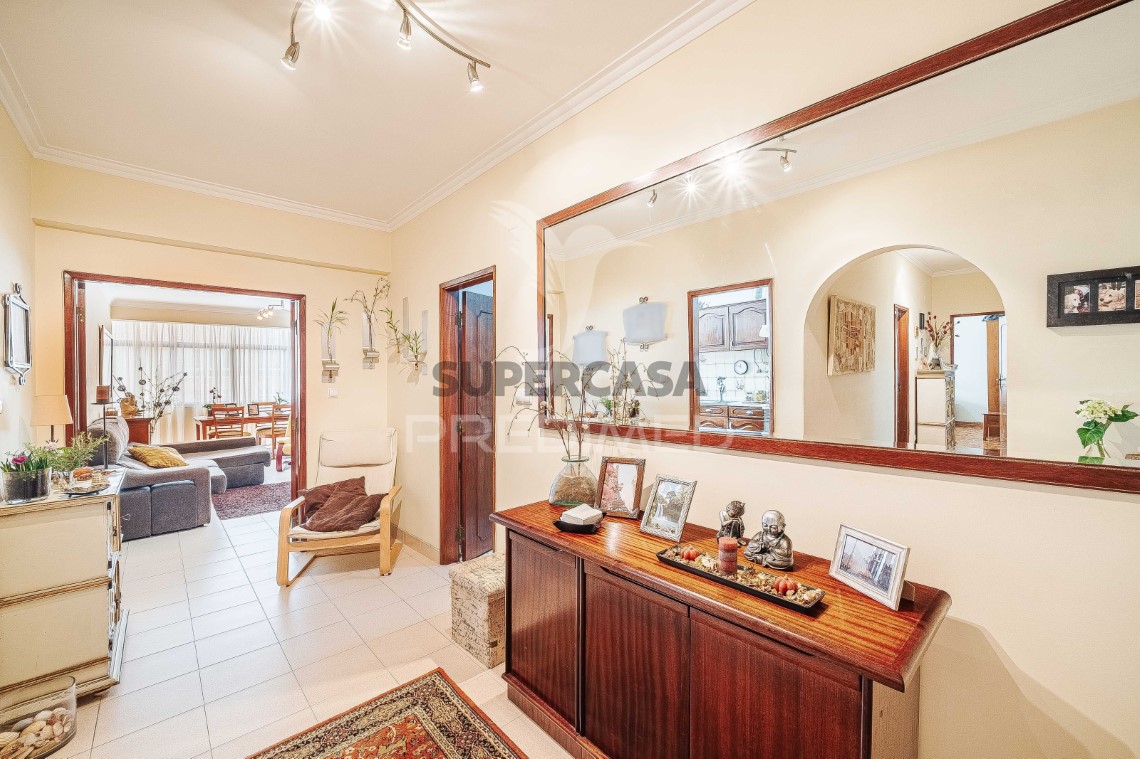 Apartment 3 Zimmer verkaufen auf Massamá e Monte Abraão