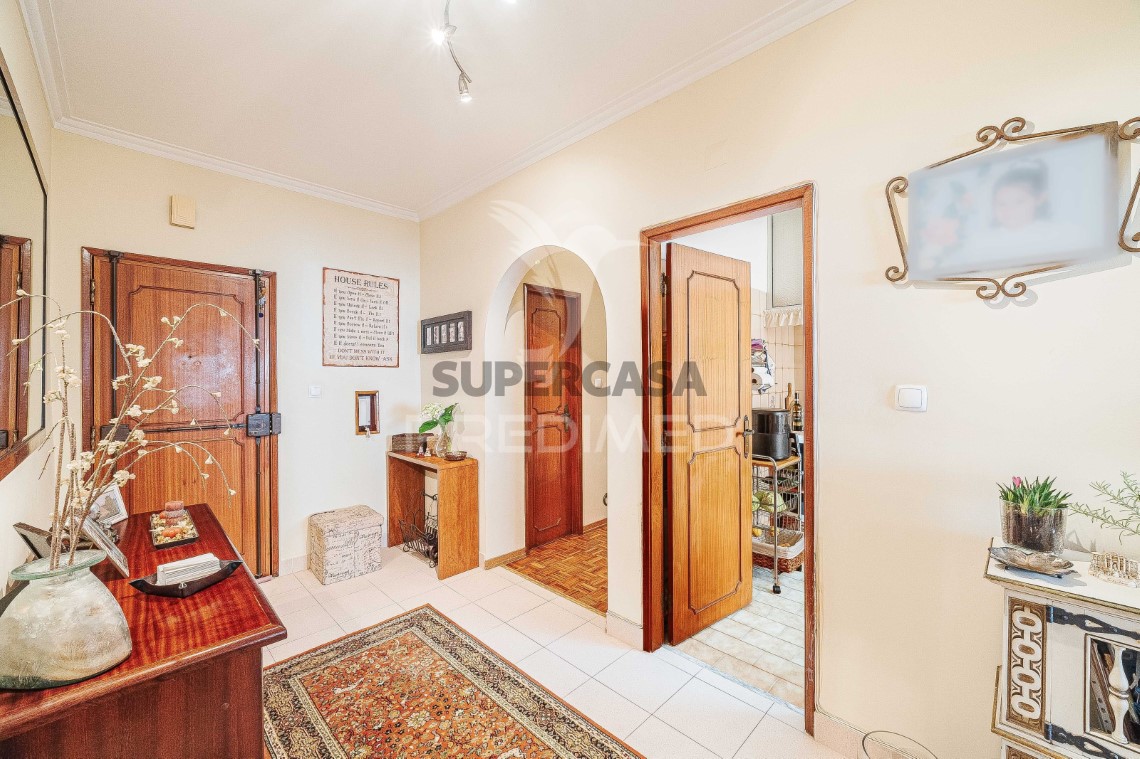 Apartment 3 Zimmer verkaufen auf Massamá e Monte Abraão