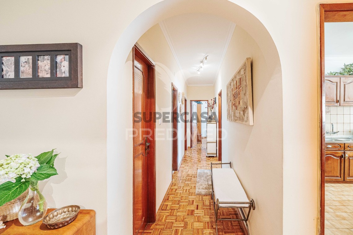 Apartment 3 Zimmer verkaufen auf Massamá e Monte Abraão