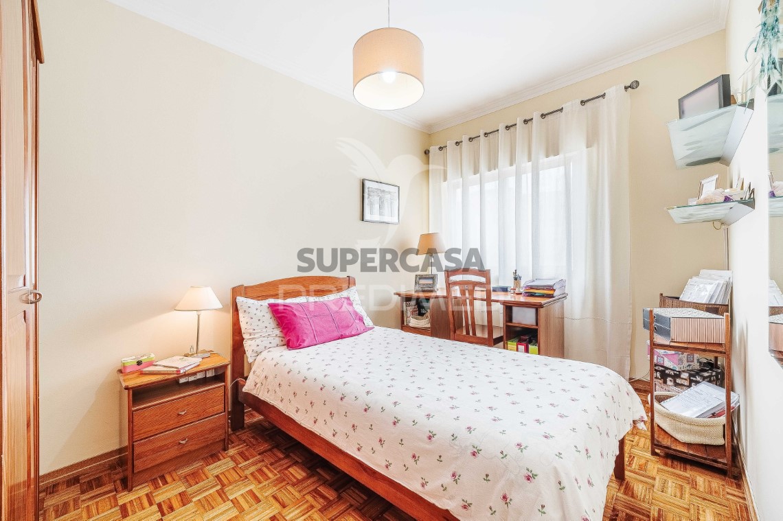 Apartment 3 Zimmer verkaufen auf Massamá e Monte Abraão