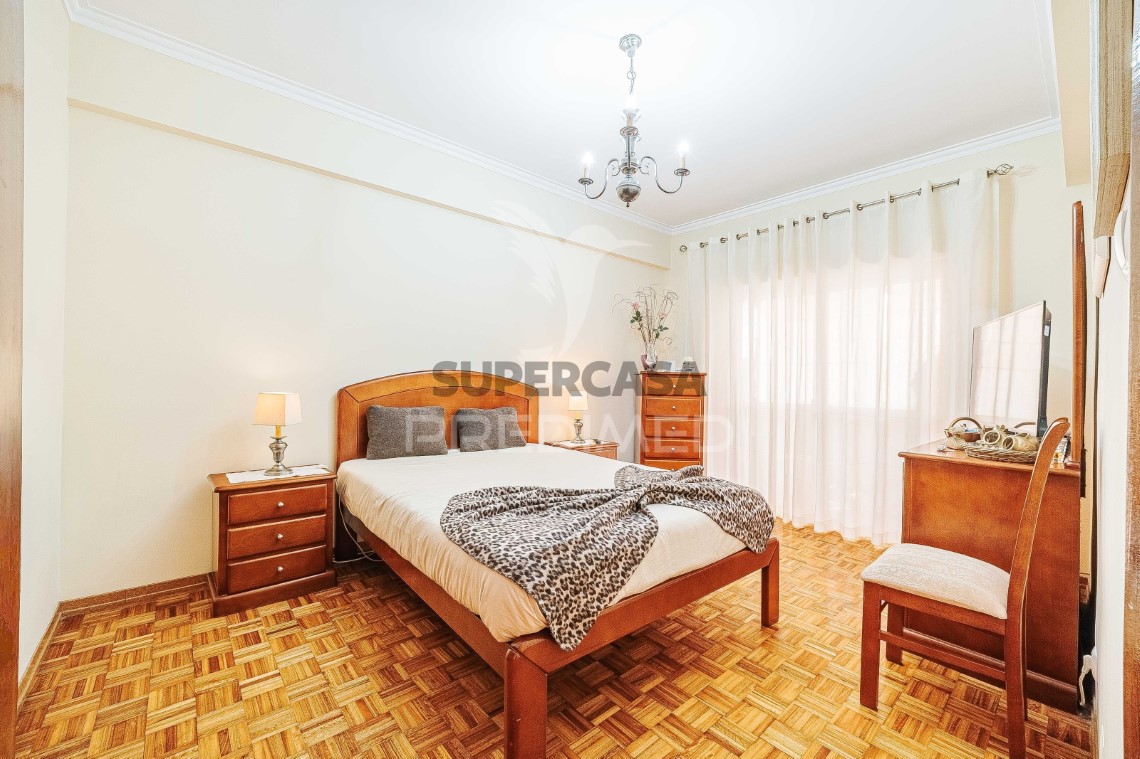 Apartment 3 Zimmer verkaufen auf Massamá e Monte Abraão