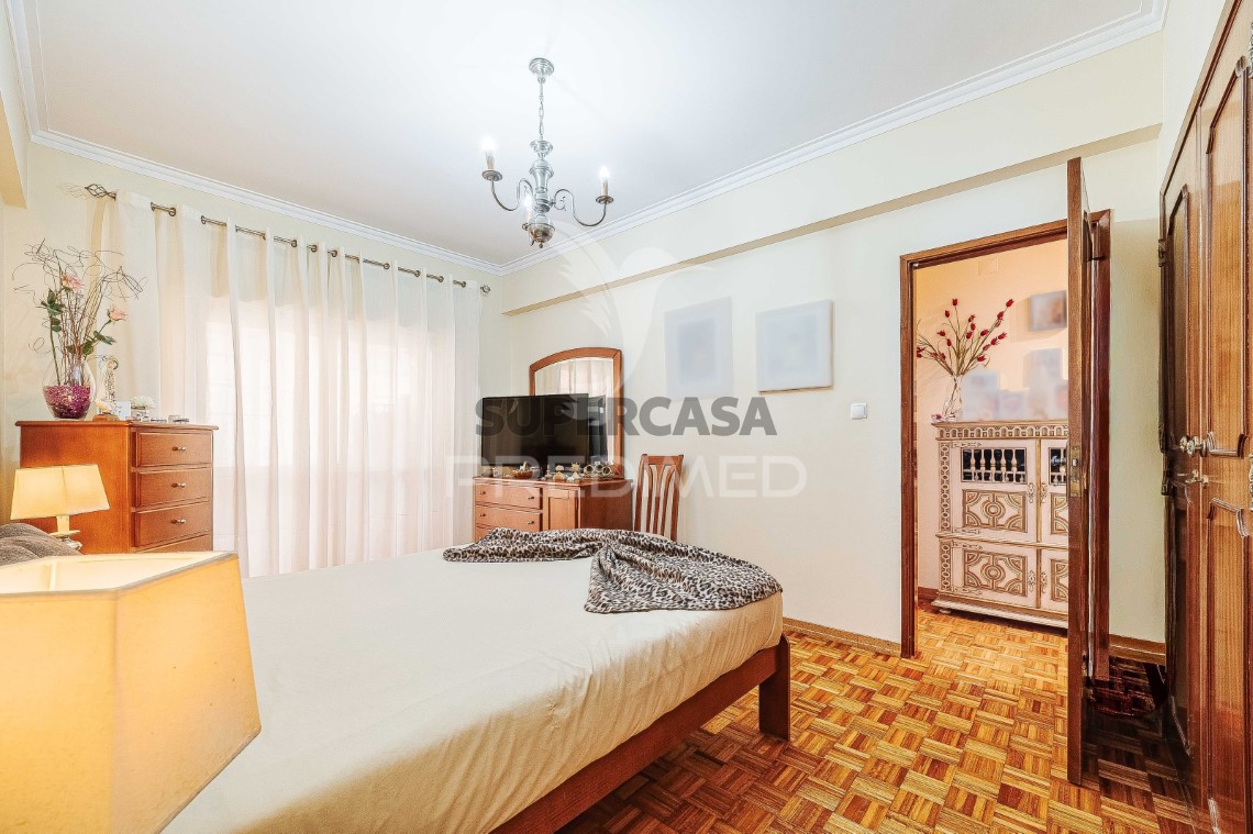 Apartment 3 Zimmer verkaufen auf Massamá e Monte Abraão