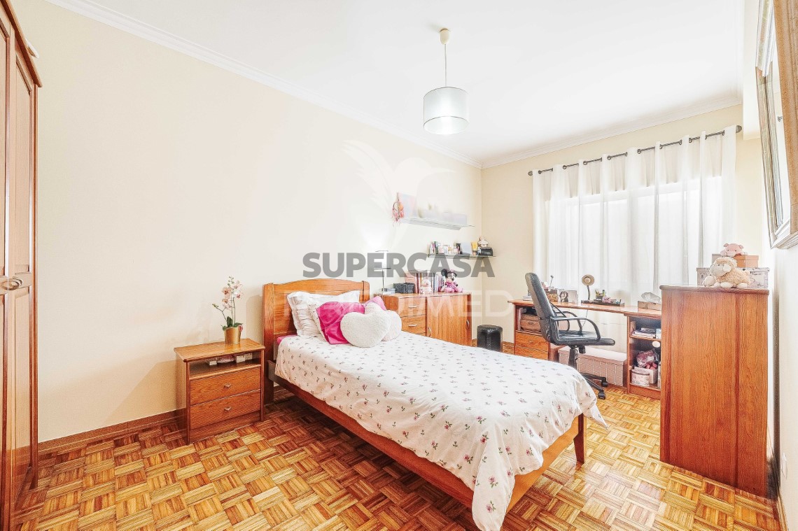 Apartment 3 Zimmer verkaufen auf Massamá e Monte Abraão
