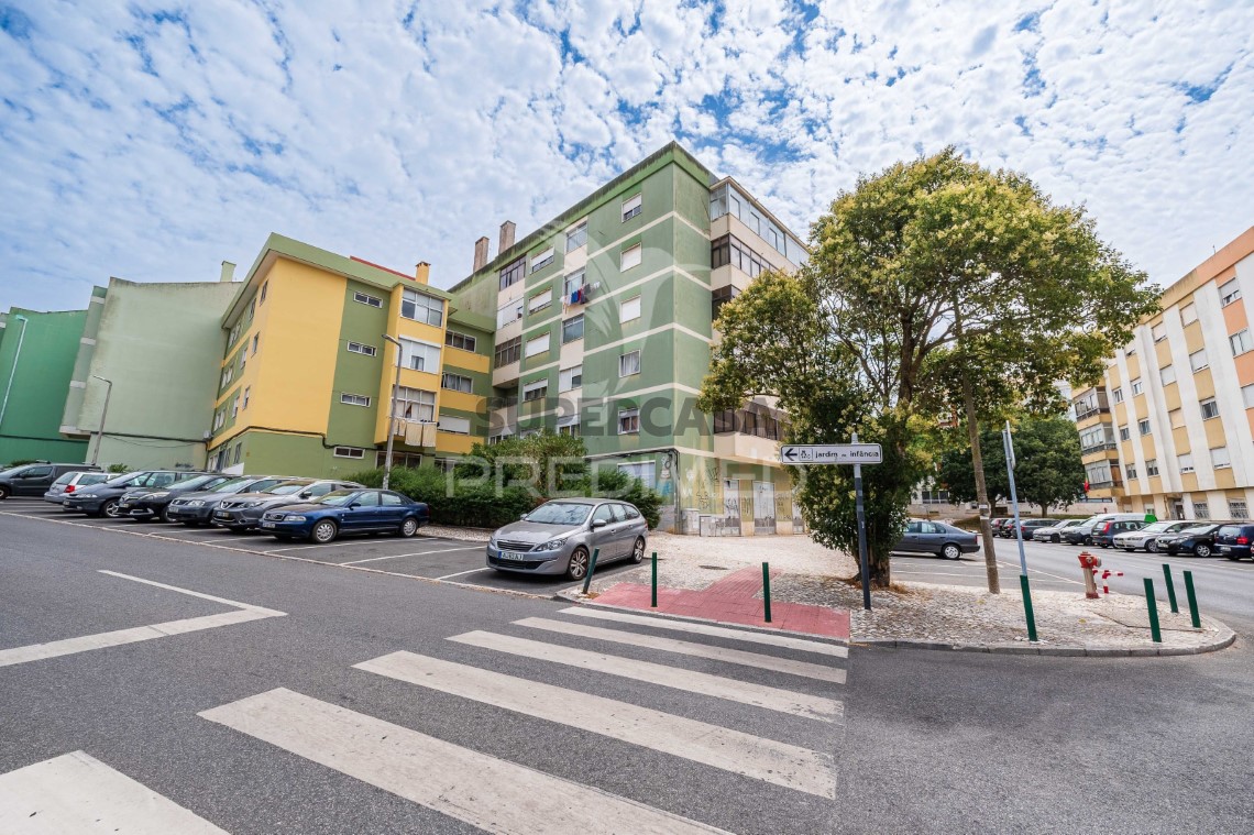 Apartment 3 Zimmer verkaufen auf Massamá e Monte Abraão