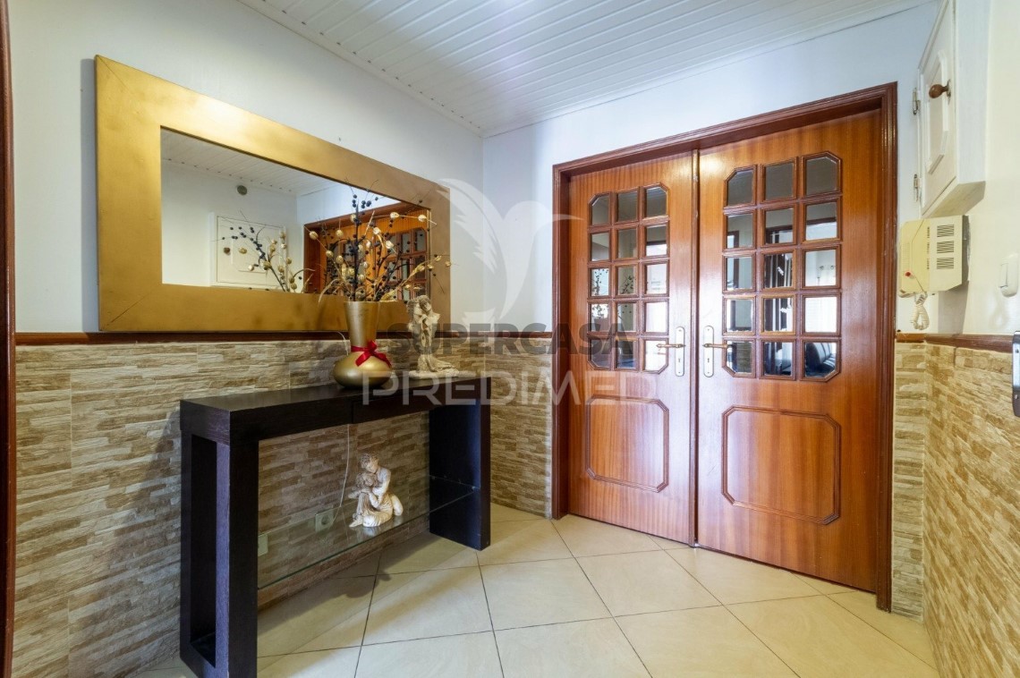 Apartment 3 Zimmer verkaufen auf Massamá e Monte Abraão