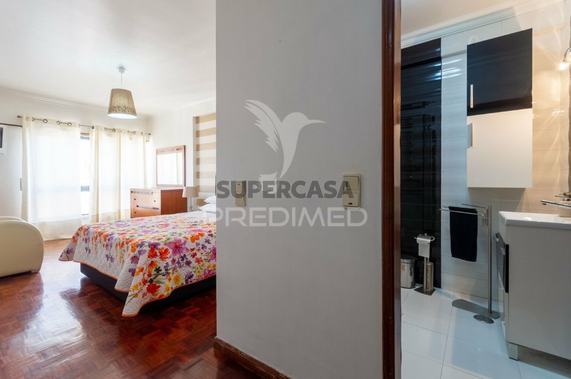 Apartment 3 Zimmer verkaufen auf Massamá e Monte Abraão
