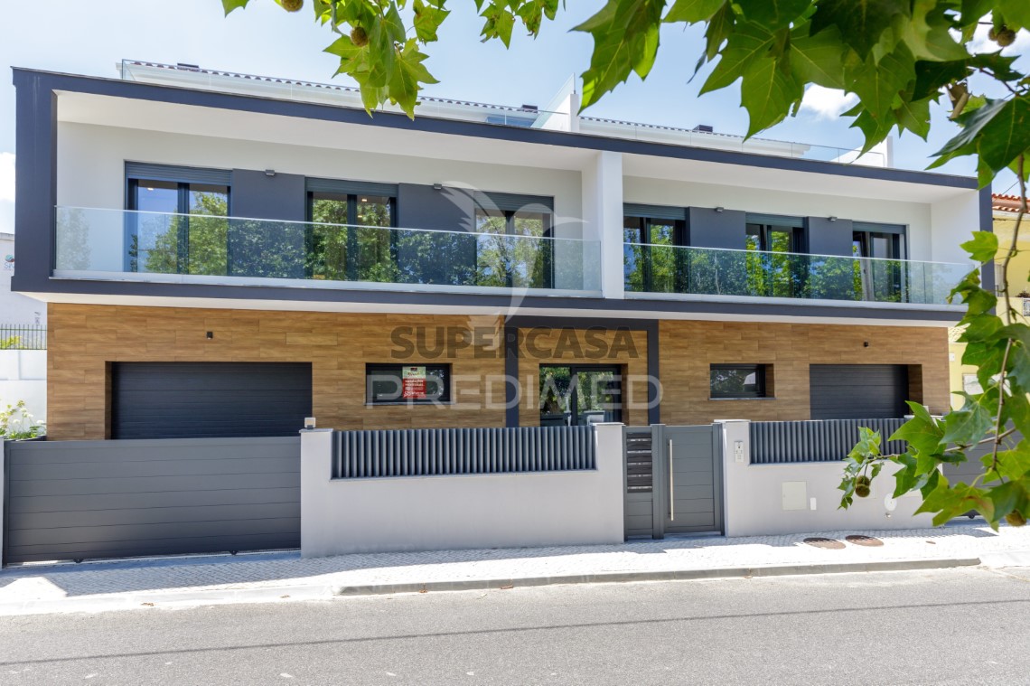 Apartment 2 Zimmer verkaufen auf Santa Iria de Azoia, São João da Talha e Bobadela