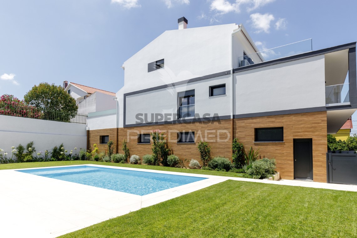 Apartment 2 Zimmer verkaufen auf Santa Iria de Azoia, São João da Talha e Bobadela