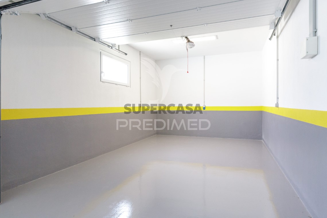 Apartment 2 Zimmer verkaufen auf Santa Iria de Azoia, São João da Talha e Bobadela