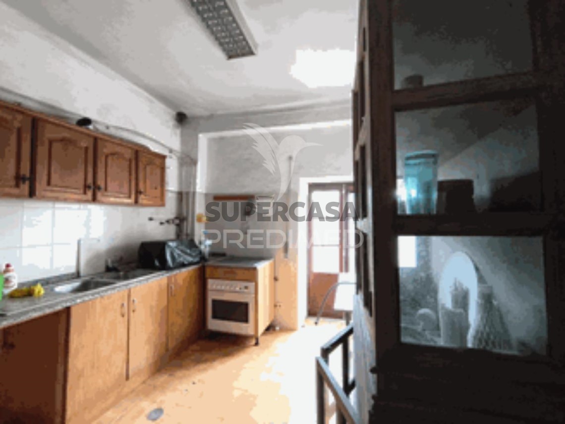 Casa 4 habitaciones en venta en Miranda do Corvo