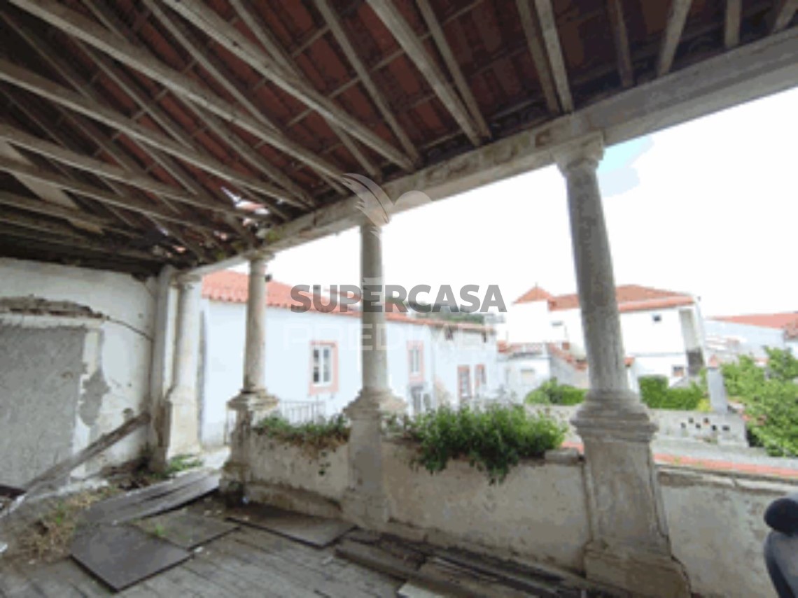 Casa 4 habitaciones en venta en Miranda do Corvo