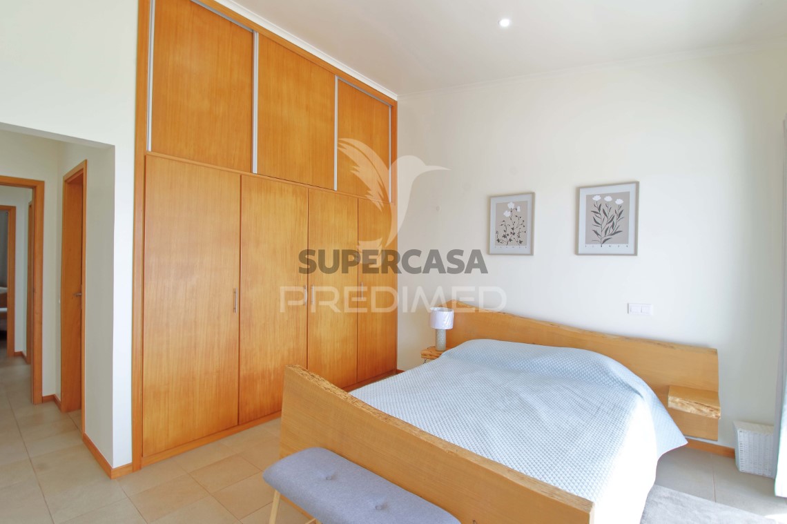 Haus 5 Zimmer verkaufen auf Feteira