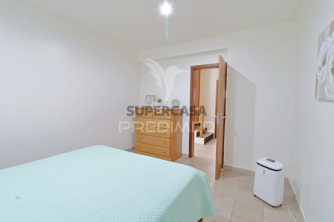 Haus 5 Zimmer verkaufen auf Feteira