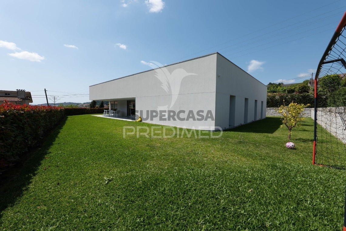 Haus 4 Zimmer verkaufen auf Este (São Pedro e São Mamede)
